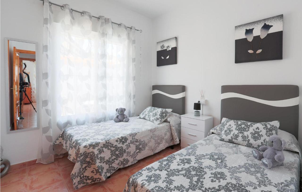 2 Bedroom Lovely Home In Mazarrón Buitenkant foto